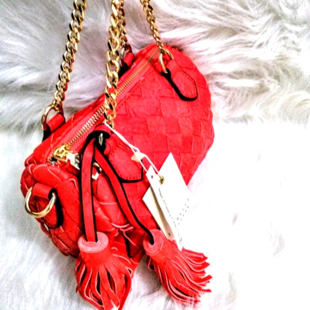 (New)! Coral Weave Bag!